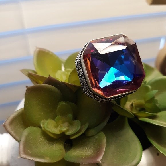 New Oversized Mystic Topaz 925 Silver Statement Ring. - Picture 3 of 8